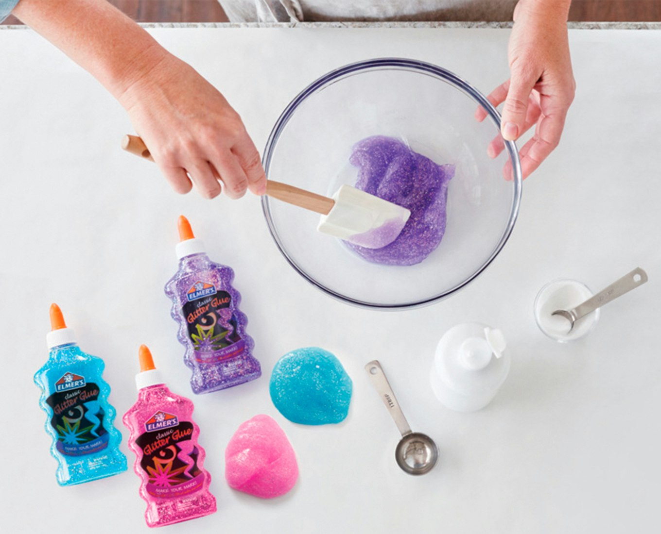 Comment faire du slime (glu) à la maison?